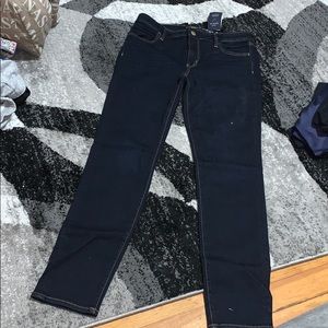 NWT American Eagle jeans - never worn